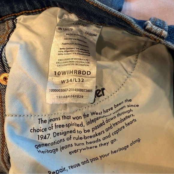 Wrangler Dark Blue Flare Women's Jeans 12/14 - Picture 5 of 10